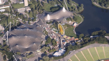 Fotos aus dem Flugzeug vom Olympiastadion 